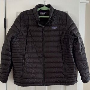 Patagonia Women's Black Puffer Jacket XXL
